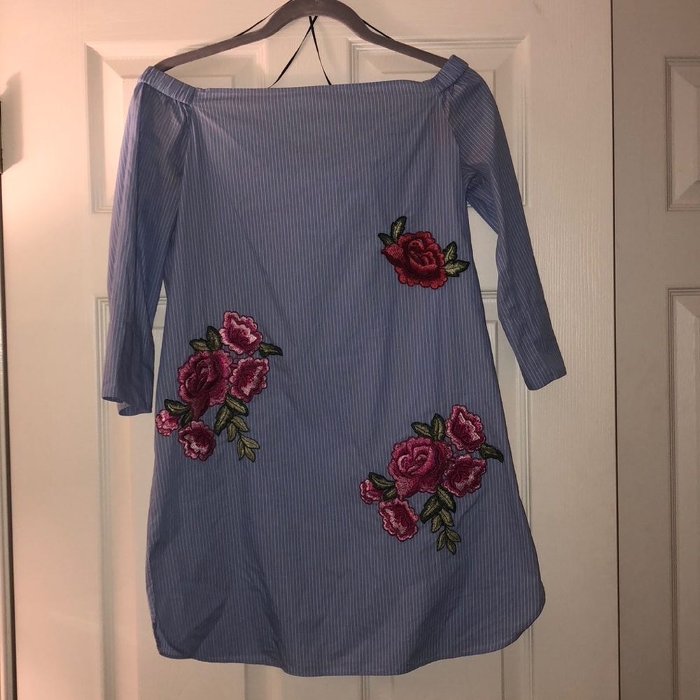 Off the shoulder dress/top